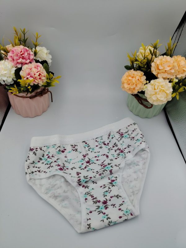 Braguitas para niña con flores de Don Algodón | Mañacos