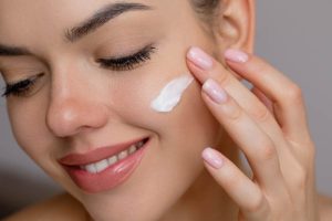 Para qué sirve la crema sangre de dragón: beneficios y usos en tu piel