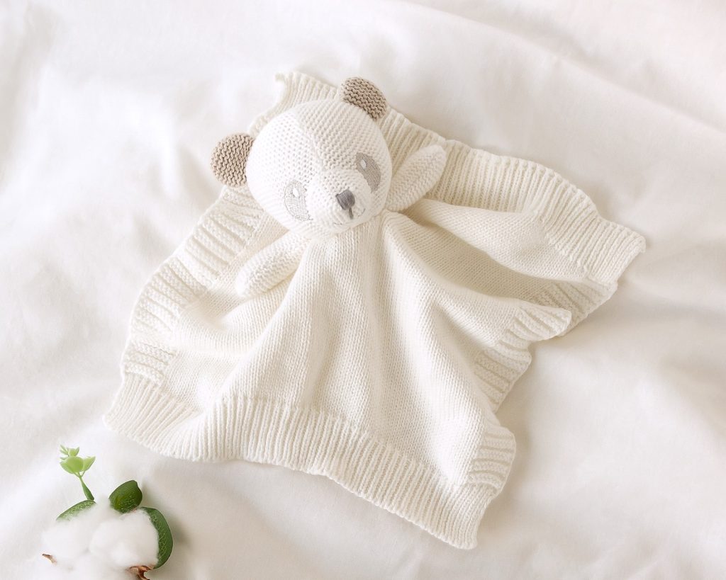 Con qué ropa debe dormir un recién nacido según la temperatura 4 dou dou para bebes