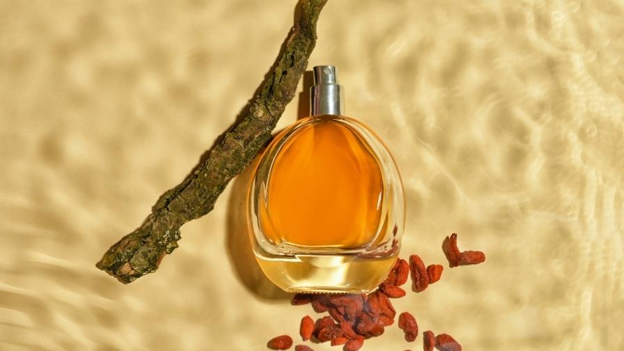 Qué son las notas olfativas y cómo reconocerlas en un perfume 3 notas de corazon de un perfume 1 Qué son las notas olfativas y cómo reconocerlas en un perfume