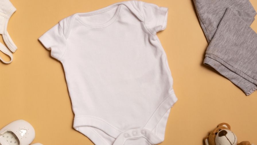 Qué llevar en la bolsa del hospital para el bebé 1 bodies de bebe Qué llevar en la bolsa del hospital para el bebé